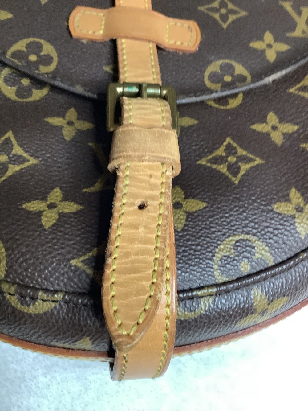 Louis Vuitton Monogram Chantilly - Picture 8 of 16